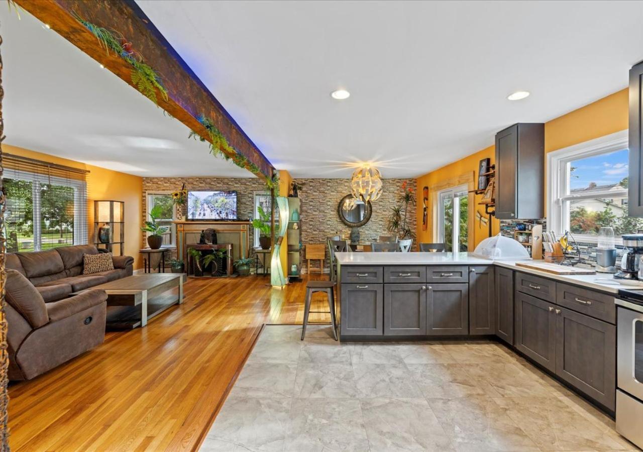 Charming 3 Bedroom House In A Quiet Neighborhood โคลัมบัส ภายนอก รูปภาพ